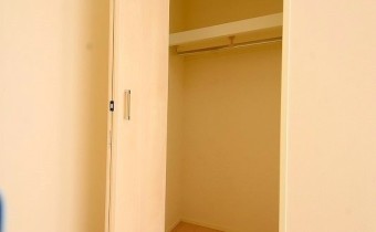 クローゼット　※同タイプ施工例