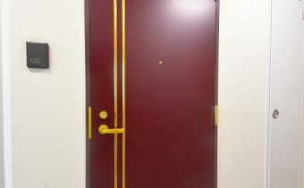 玄関ドア