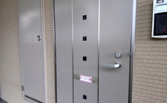 玄関ドア