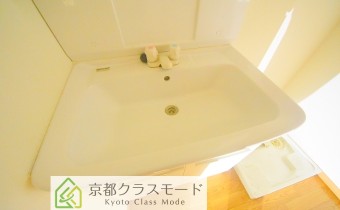 独立洗面台