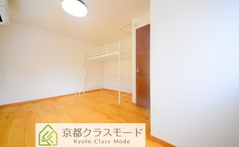 Room.8.5
