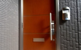 玄関ドア