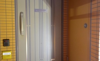 玄関ドア