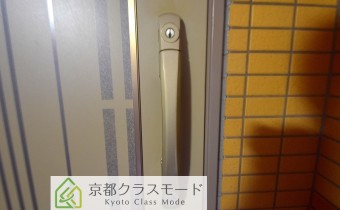 ダブルロックドア
