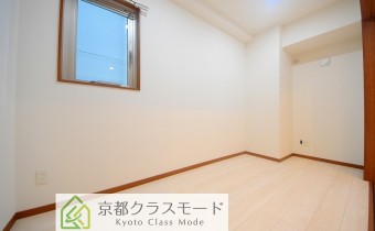 Room 4.4