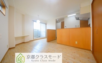 広々11.5帖の室内空間♪お隣のない「独立設計」です。