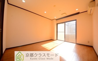 Room8