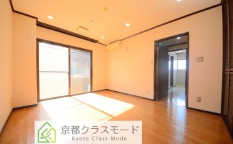 Room8