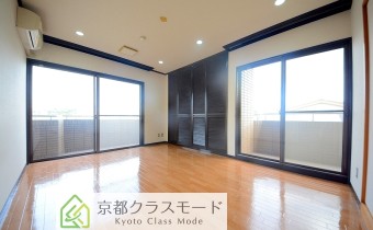 Room8.3