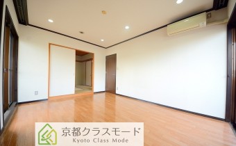 Room8.3