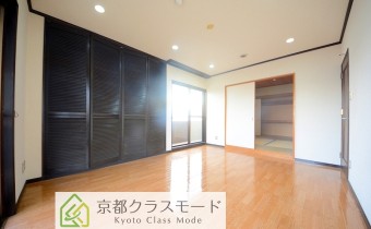 Room8.3