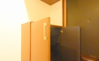 シューズボックス