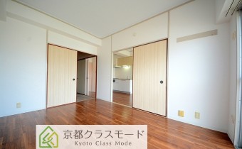 Room6