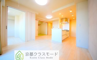 白を基調