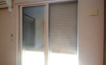シャッター雨戸