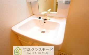独立洗面台