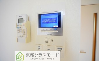 モニター付インターホン※同マンション別タイプの写真です