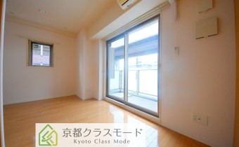 Room7