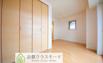 Room7