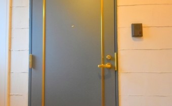 玄関ドア