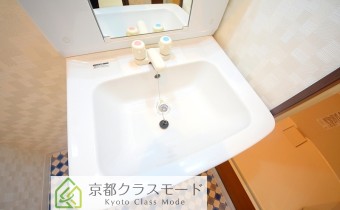 独立洗面台