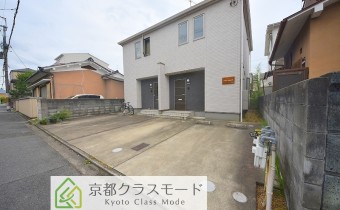 敷地内ガレージ