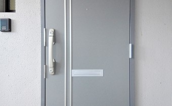 玄関ドア