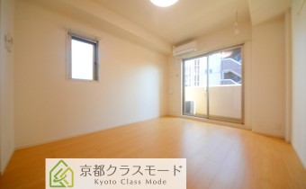 Room8