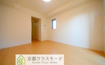 Room8