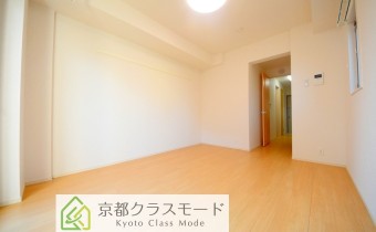 Room8