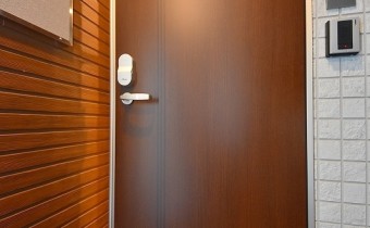 玄関ドア