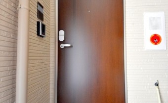 玄関ドア　
