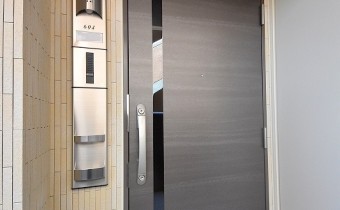 玄関ドア