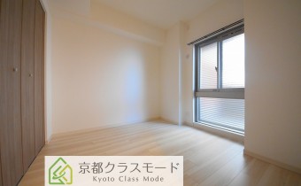 Room5
