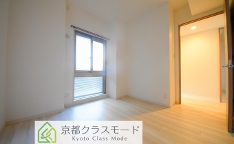Room5