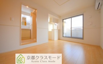 「築浅＆ペット飼育相談可(犬&猫)」の1LDK！