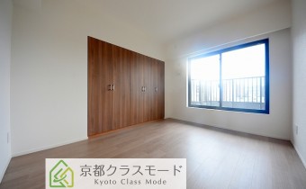 Room6