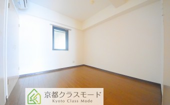 Room5