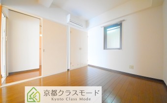 Room5