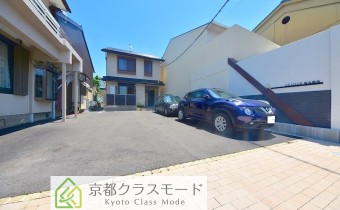敷地内ガレージはセット契約となります。