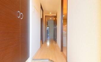玄関　