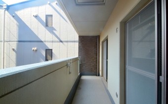 バルコニ－