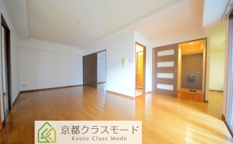 街中の希少な3LDK♪「更新料なし」です！