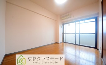 Room6