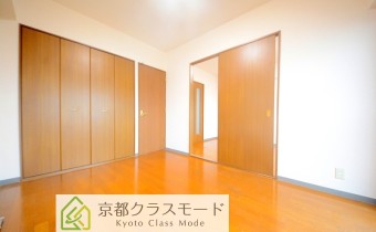 Room6