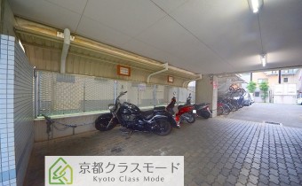 バイク置場