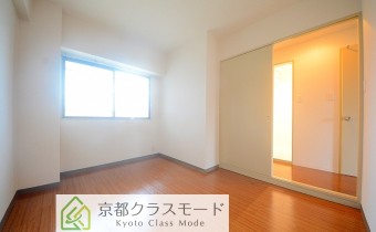 Room5
