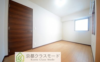 Room7