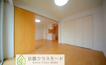 Room6