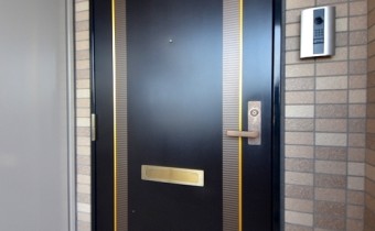 玄関ドア